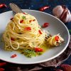 Spaghetti aglio, olio, peperoncino e acciughe